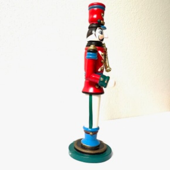 Vintage Wooden Soldier Candle Holder with Box - Picture 4 of 6